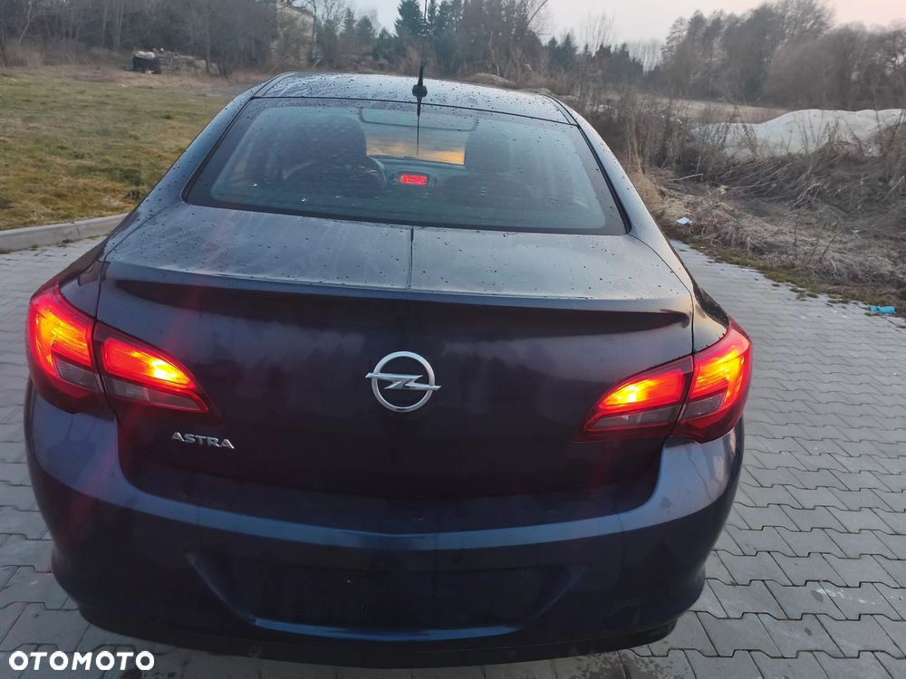 Opel Astra - 17