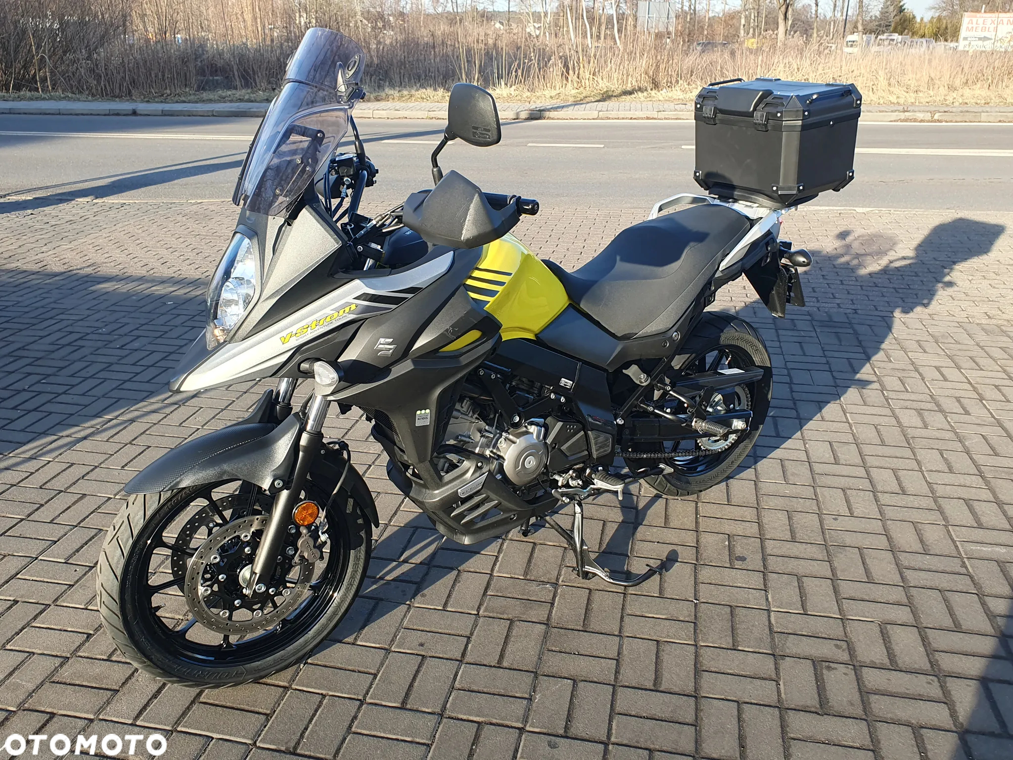 Suzuki V-STROM - 23