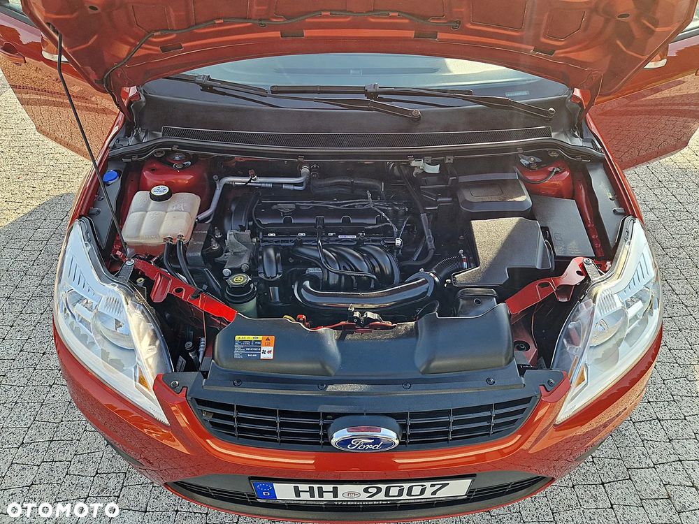 Ford Focus 1.6 16V Ghia - 23