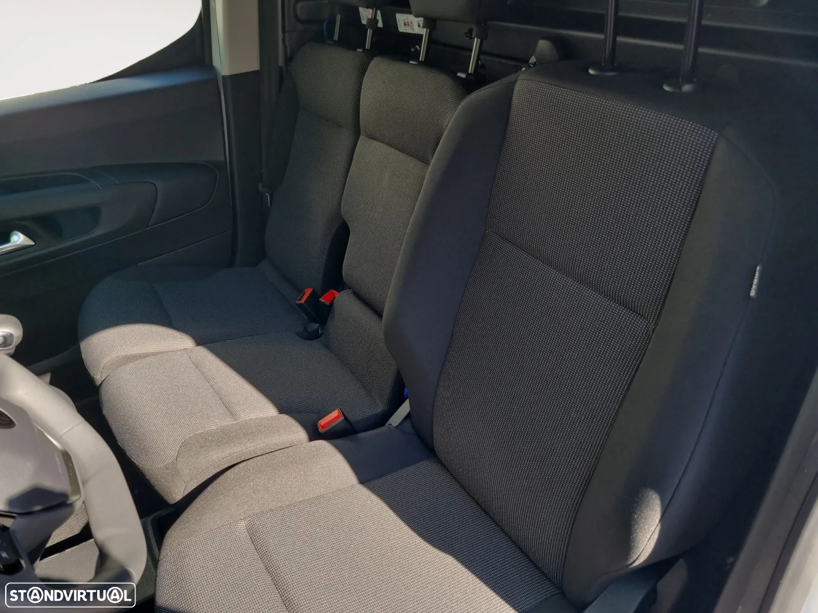 Peugeot Partner 1.5 BlueHDi - 12