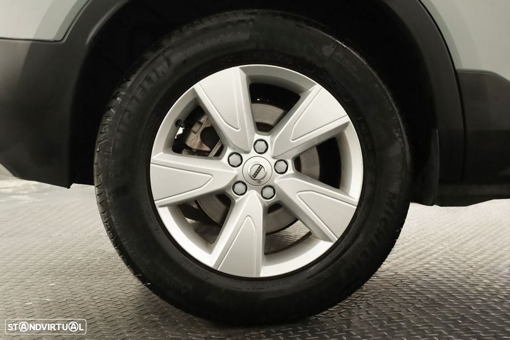Volvo XC 40 2.0 B3 Essential - 5