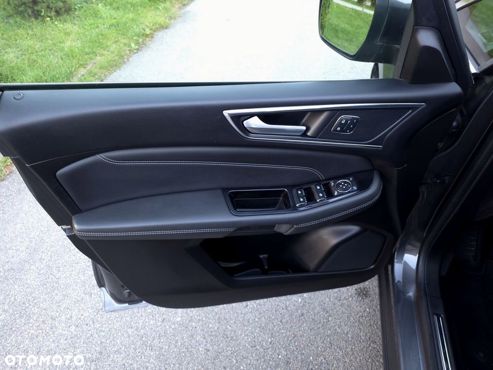 Ford S-Max 2.0 TDCi Titanium - 18