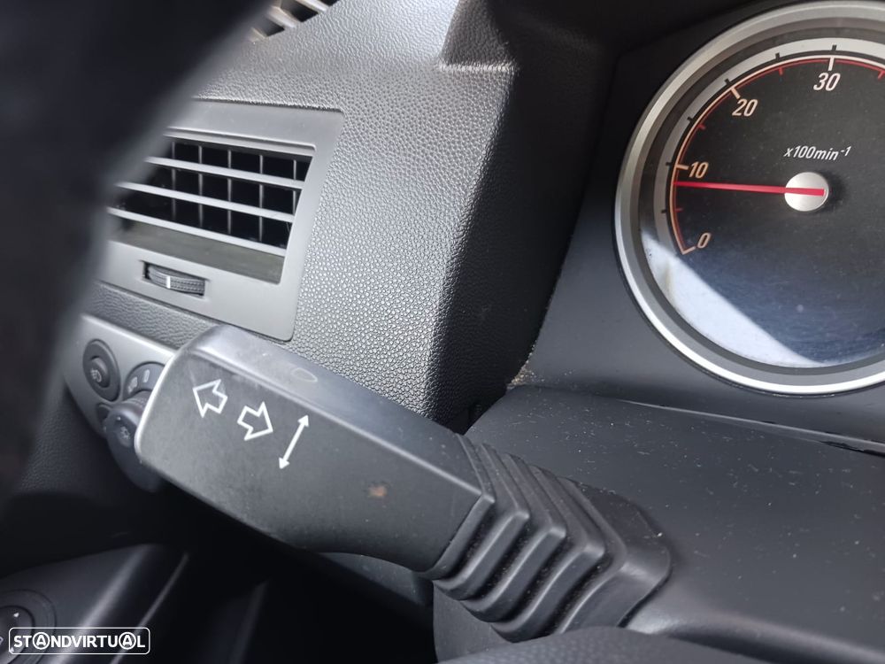 Opel Astra Caravan 1.7 CDTi Cosmo - 24