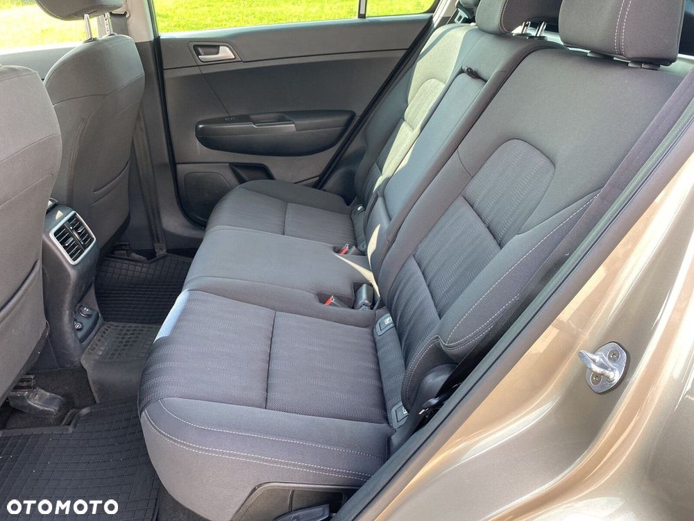 Kia Sportage - 12