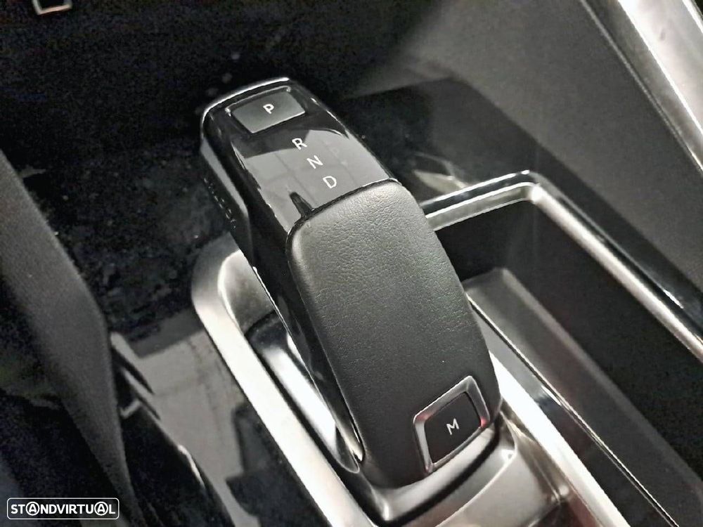 Peugeot 3008 1.5 BlueHDi Allure EAT8 - 17