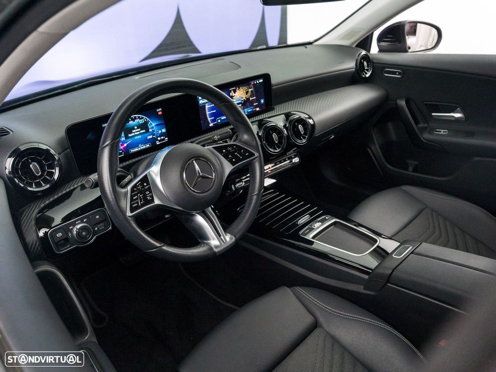 Mercedes-Benz A 250 e - 14