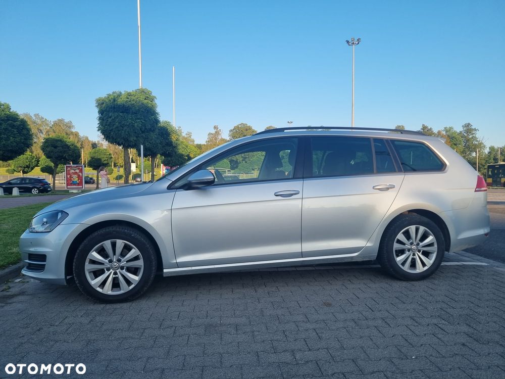 Volkswagen Golf 1.6 TDI BMT Comfortline - 3