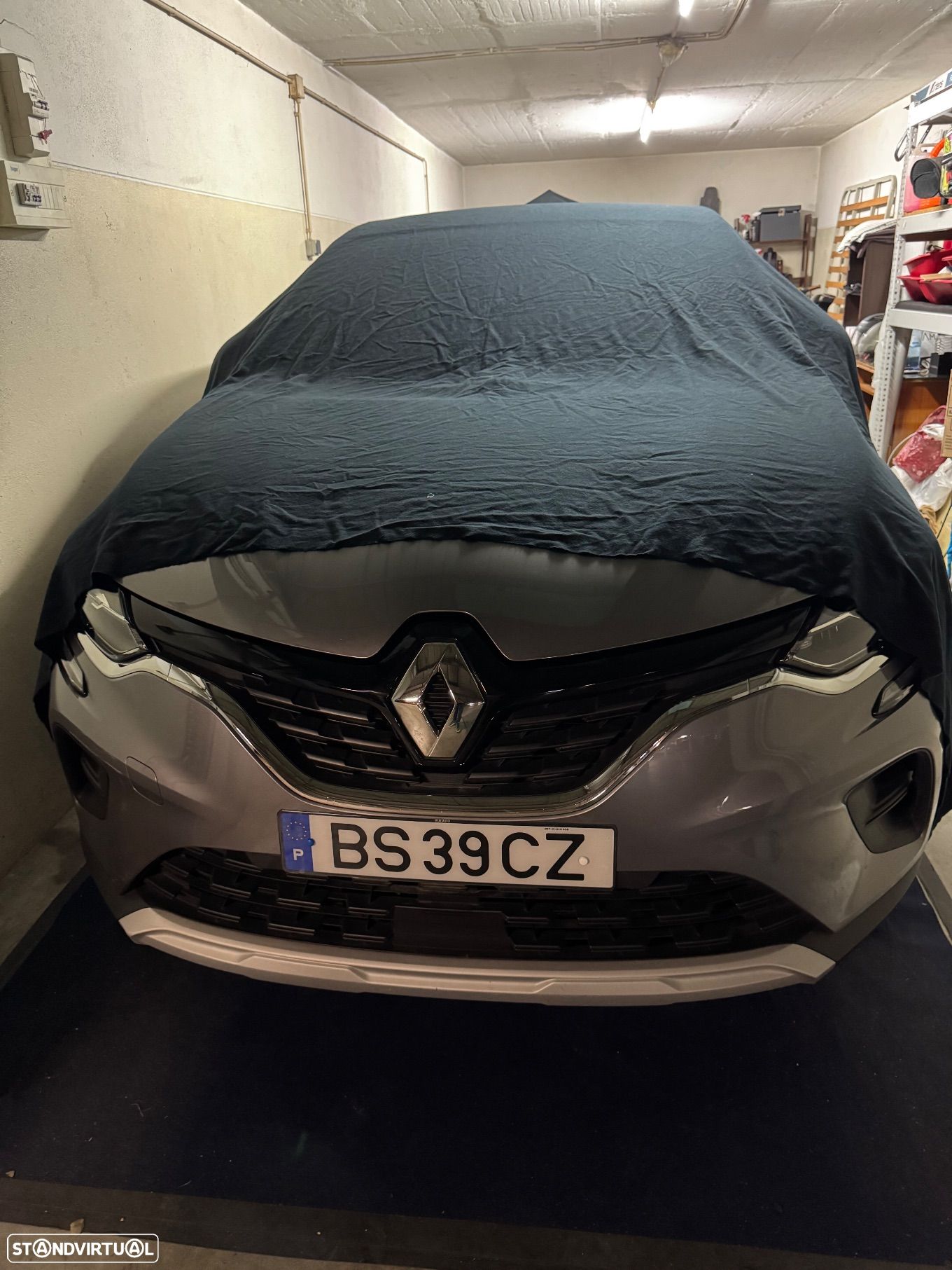Renault Captur 1.6 E-Tech Intens - 1