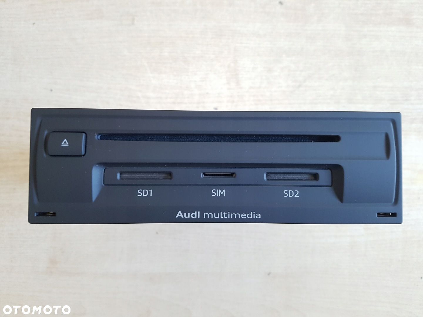 AUDI Q7 17 czytnik nawigacji multimedia sim MMI HARMAN MBI II 4M0035036C - 1