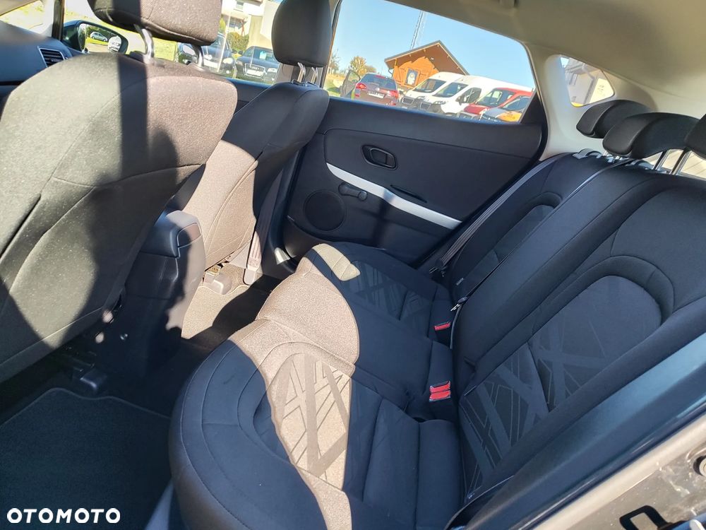 Kia Ceed 1.4 CVVT Attract - 7