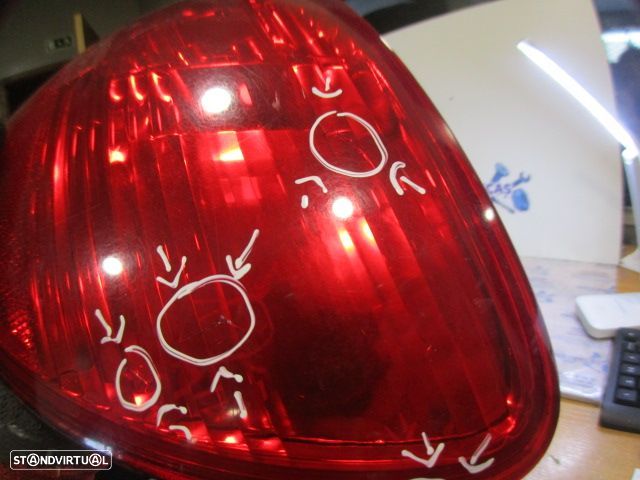 Farol Tras 4F9945096B AUDI A6 4F FASE 1 2006 2.0TDI 140CV 5P AZUL ESCURO DRT ORIGINAL VALEO Danificado - 2