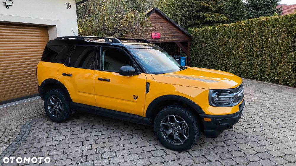 Ford Bronco - 2