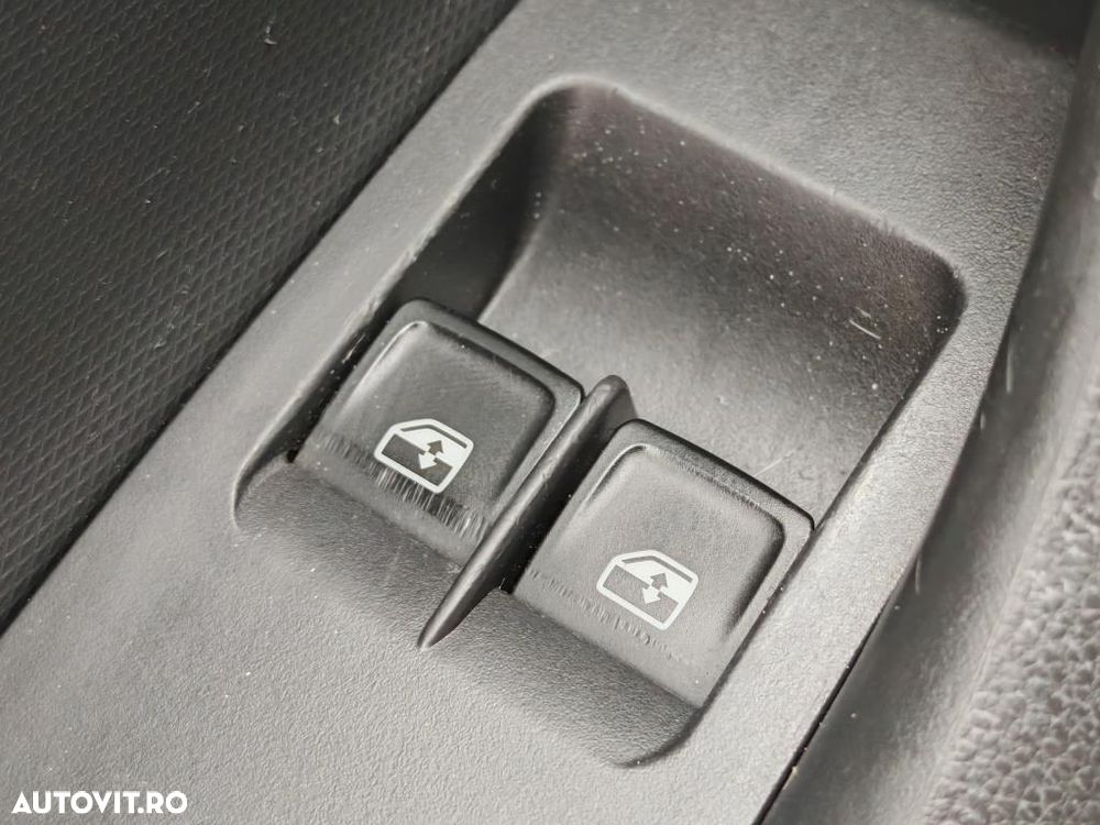 Skoda RAPID 1.6 TDI Ambition - 21