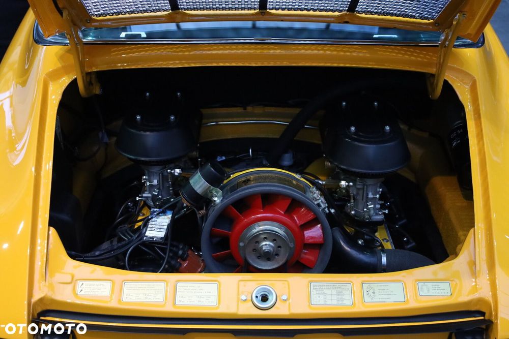 Porsche 911 - 21