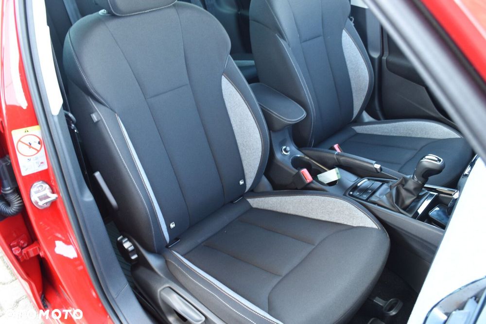 Skoda Kamiq 1.0 TSI Selection DSG - 33