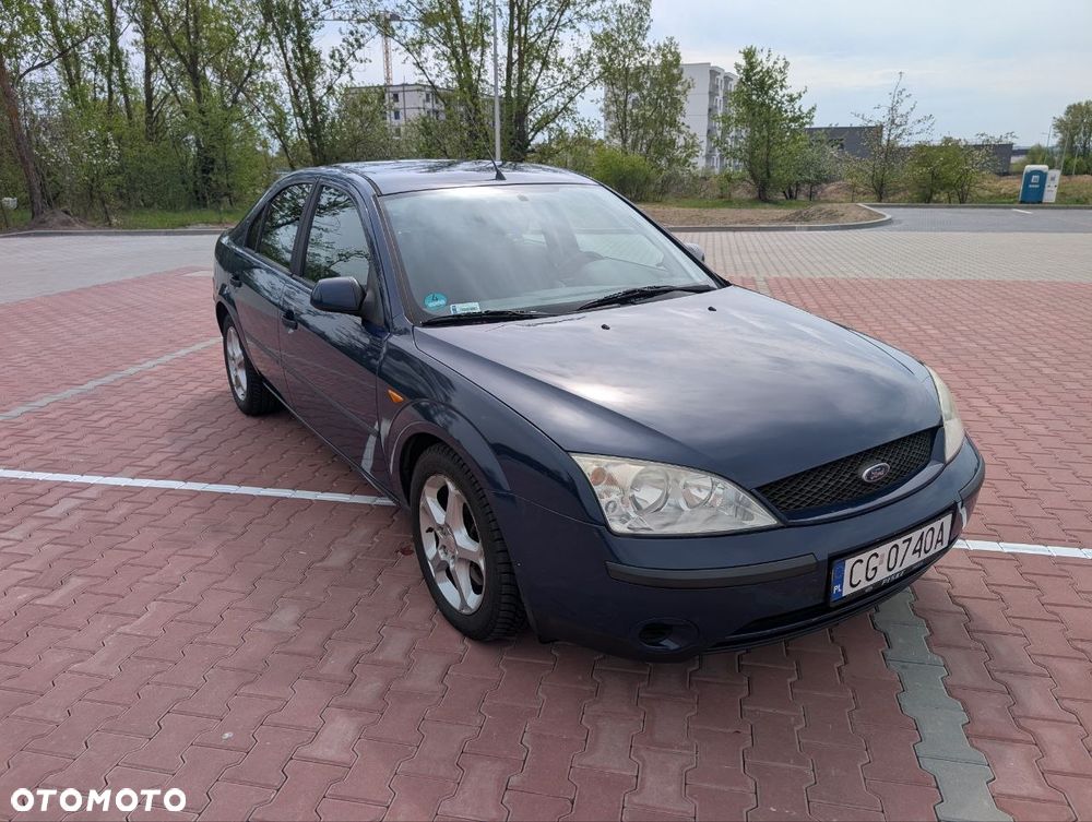 Ford Mondeo 1.8 Ambiente - 1
