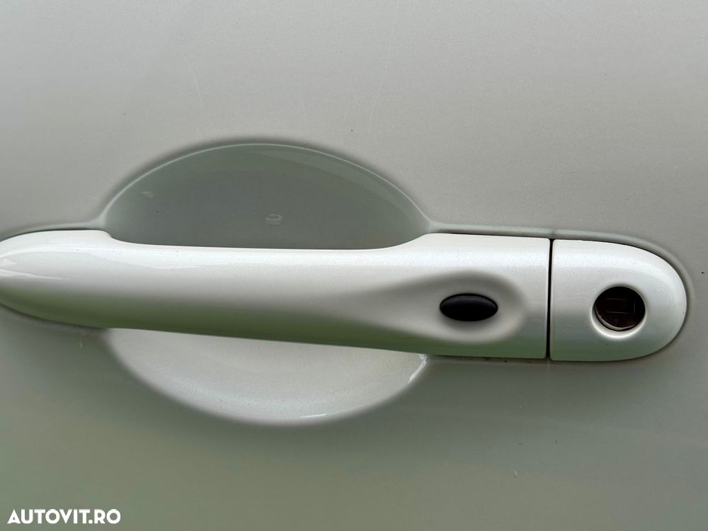 Renault Clio (Energy) dCi 90 EDC Bose Edition - 18