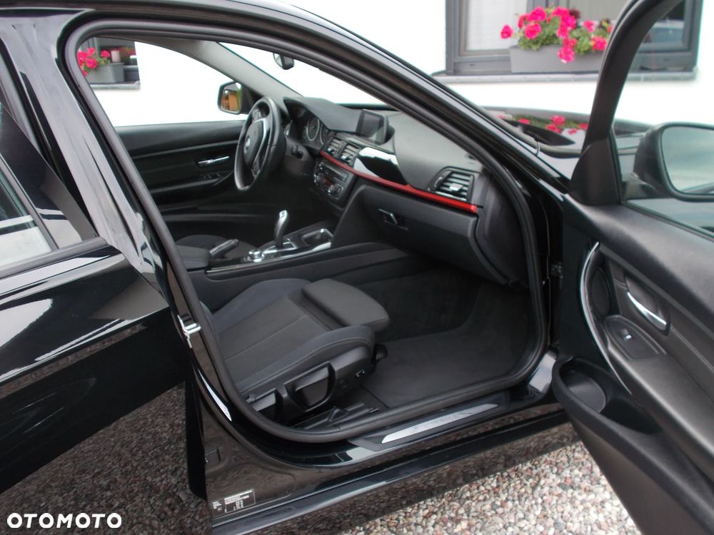 BMW Seria 3 - 12