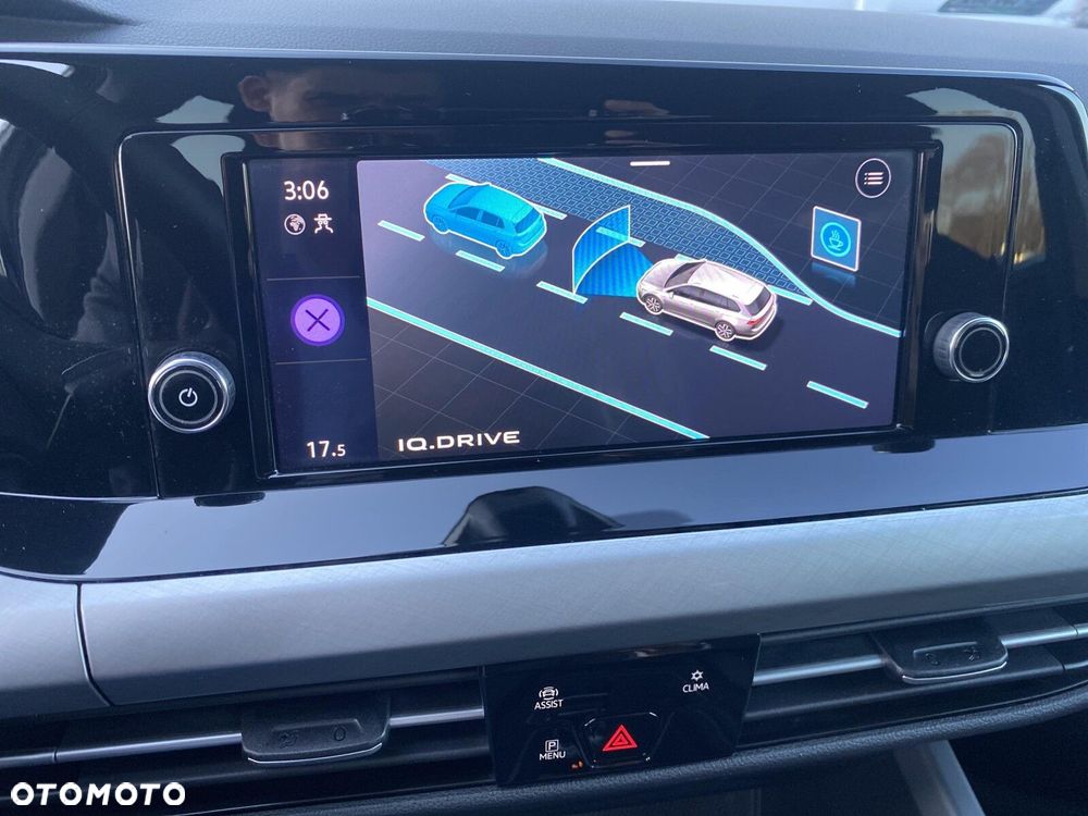 Volkswagen Golf Variant - 22