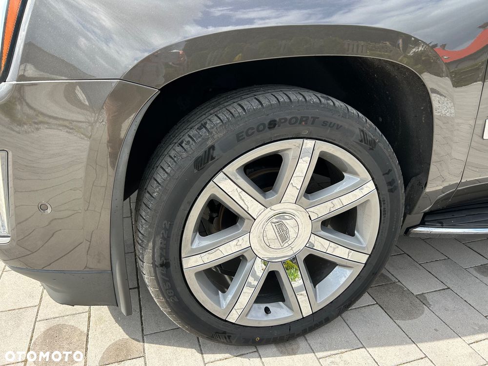 Cadillac Escalade 6.2 V8 ESV Premium - 11