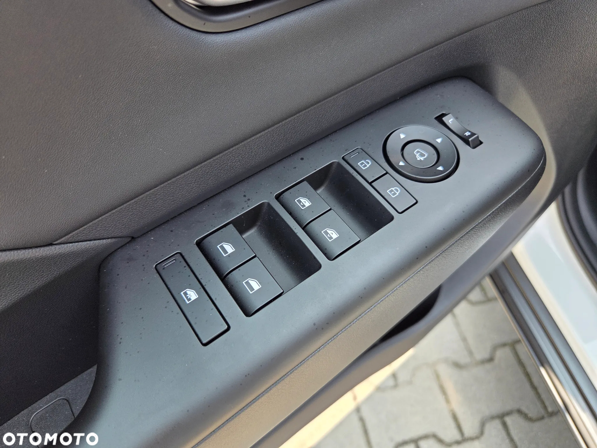 Hyundai Kona 1.6 GDI Hybrid Executive DCT - 23