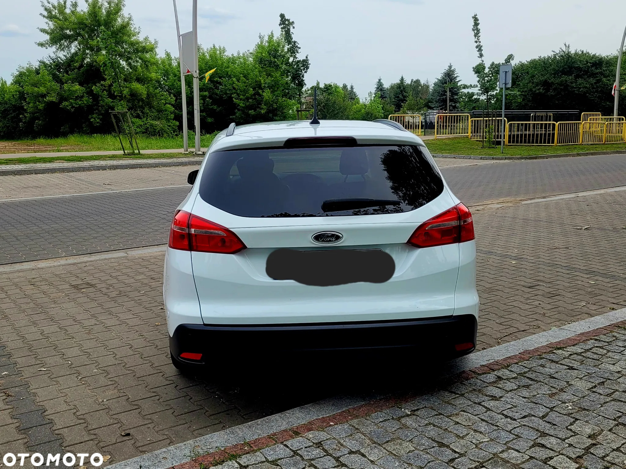 Ford Focus - 8