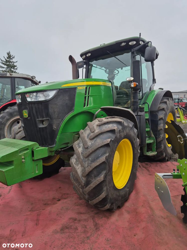 John Deere 7260R - 1