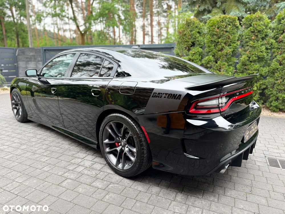 Dodge Charger 5.7 R/T Daytona - 4