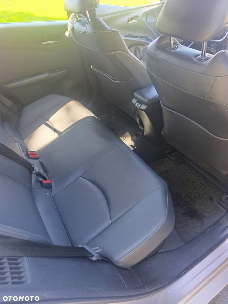 Toyota Prius Hybrid Comfort - 13