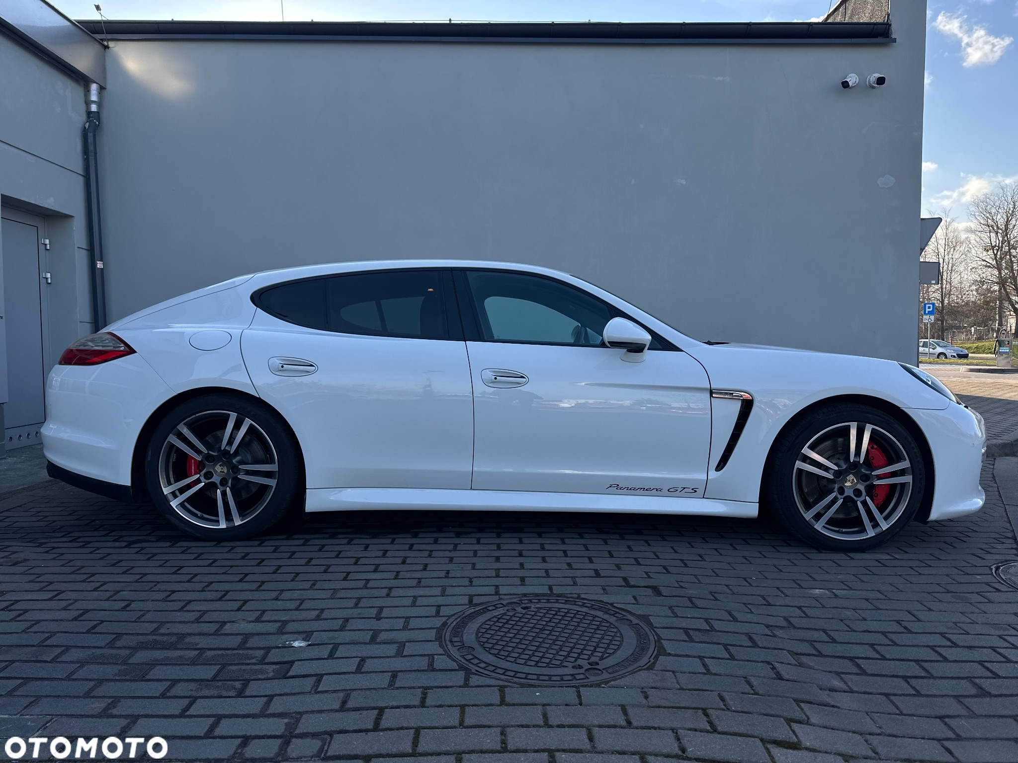 Porsche Panamera GTS PDK - 4