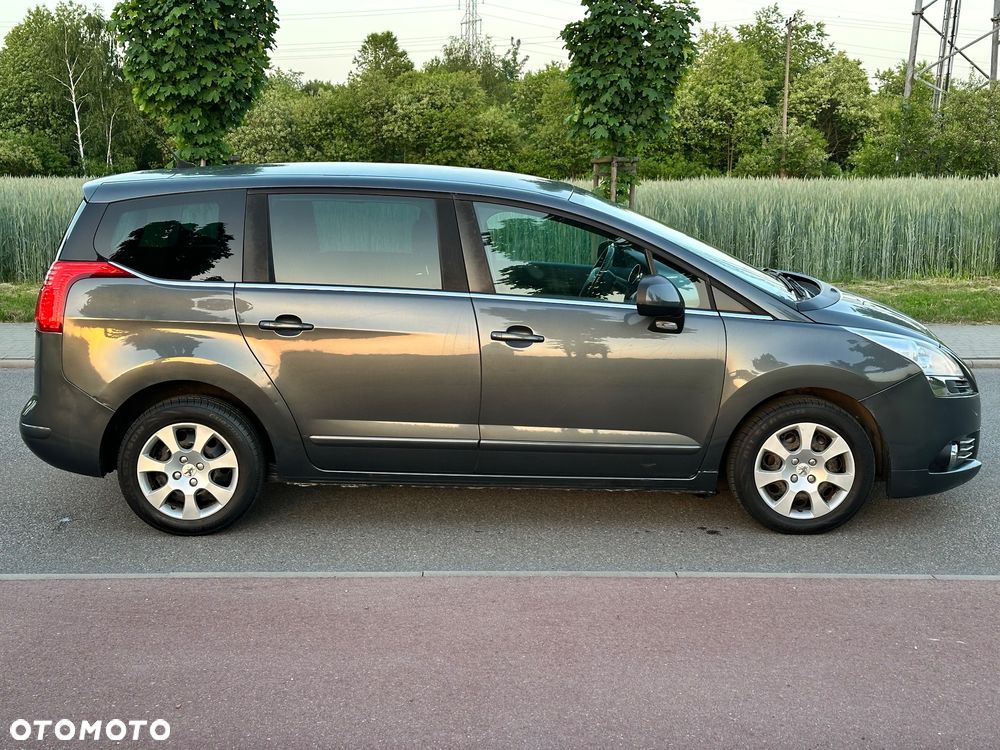 Peugeot 5008 HDI FAP 110 Business-Line - 11
