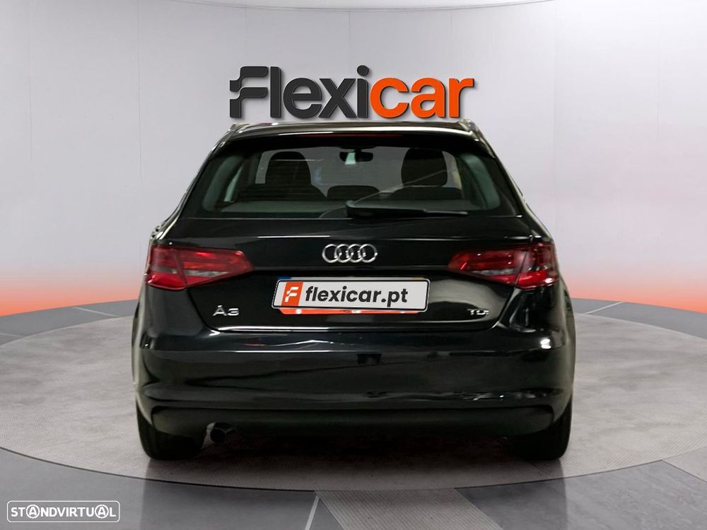 Audi A3 Sportback 1.6 TDI Design - 8