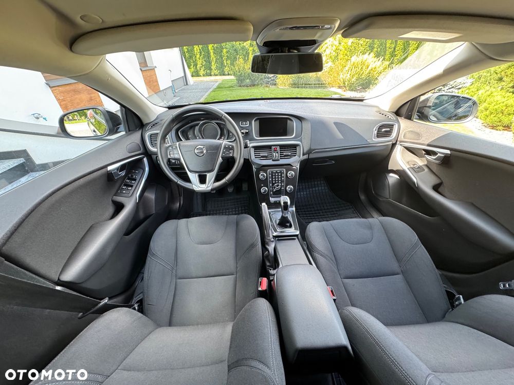 Volvo V40 D2 Drive-E Dynamic Edition - 22