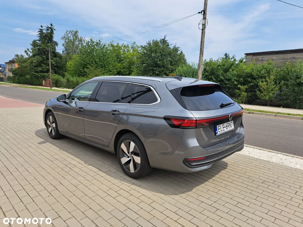 Volkswagen Passat 2.0 TDI EVO Business DSG - 4