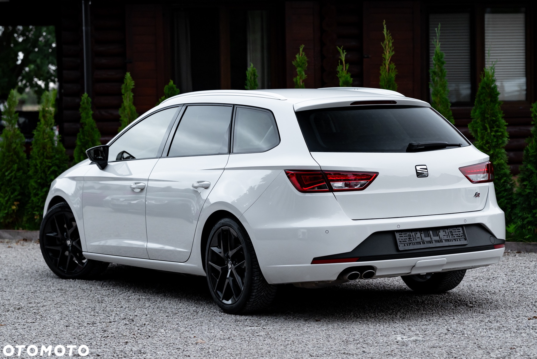 Seat Leon ST 2.0 TDI DPF DSG FR - 10