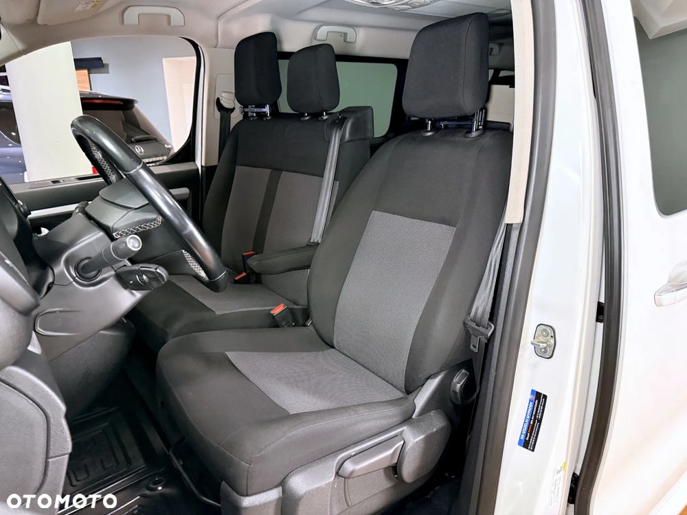 Toyota Proace Verso 2.0 D4-D Medium VIP - 21