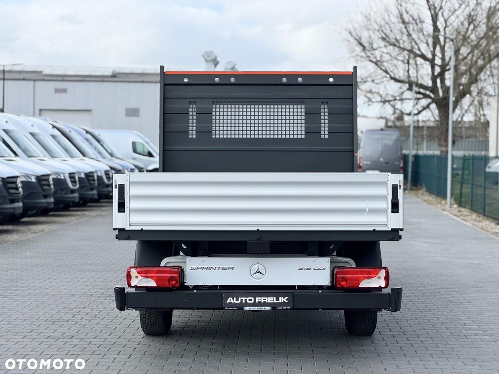 Mercedes-Benz Sprinter - 7
