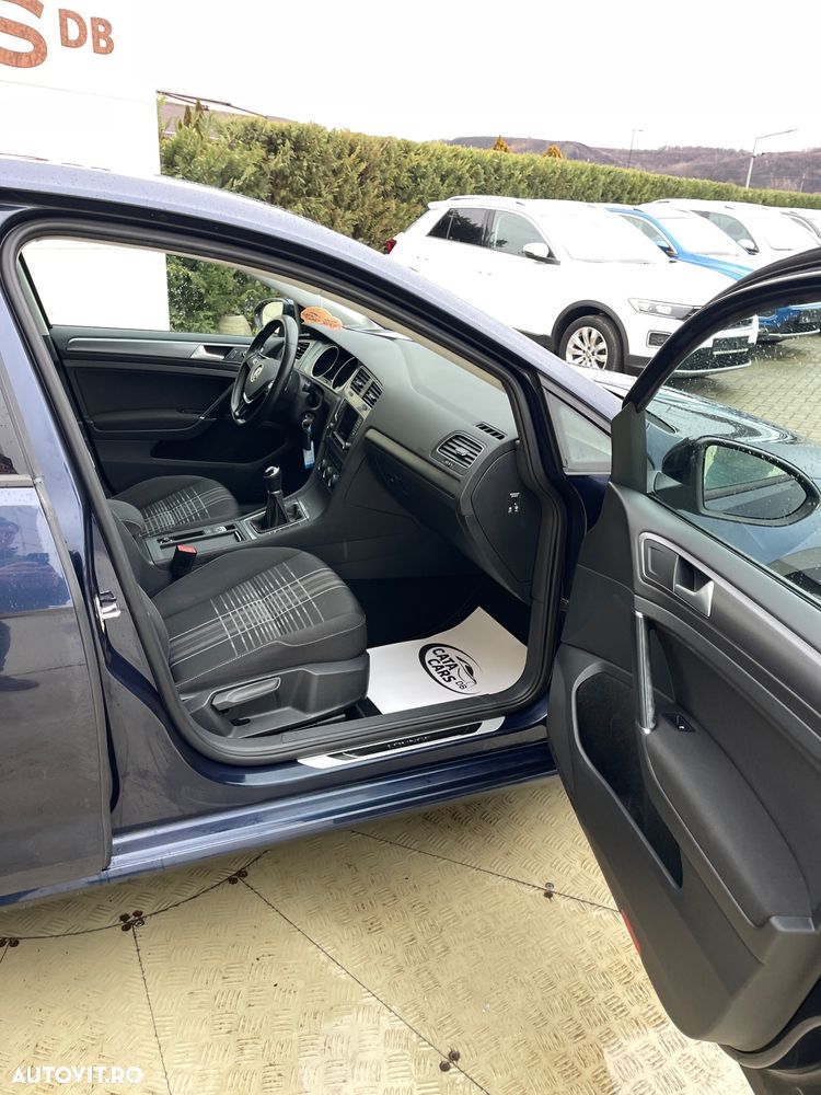 Volkswagen Golf 1.2 TSI BMT Comfortline - 21