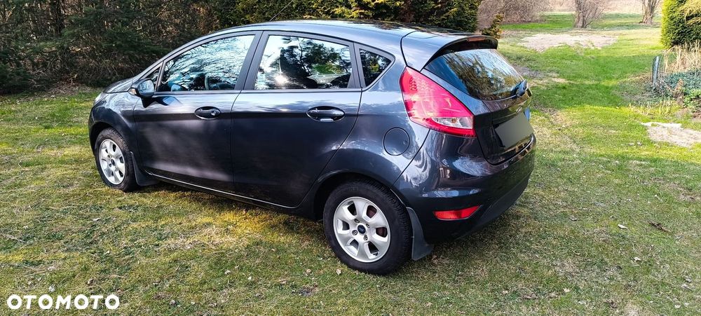 Ford Fiesta - 4