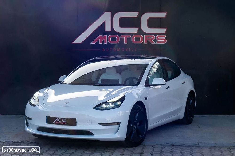 Tesla Model 3 - 43