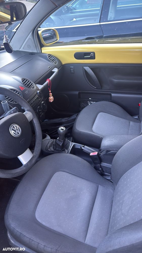 Volkswagen New Beetle 1.6 - 5