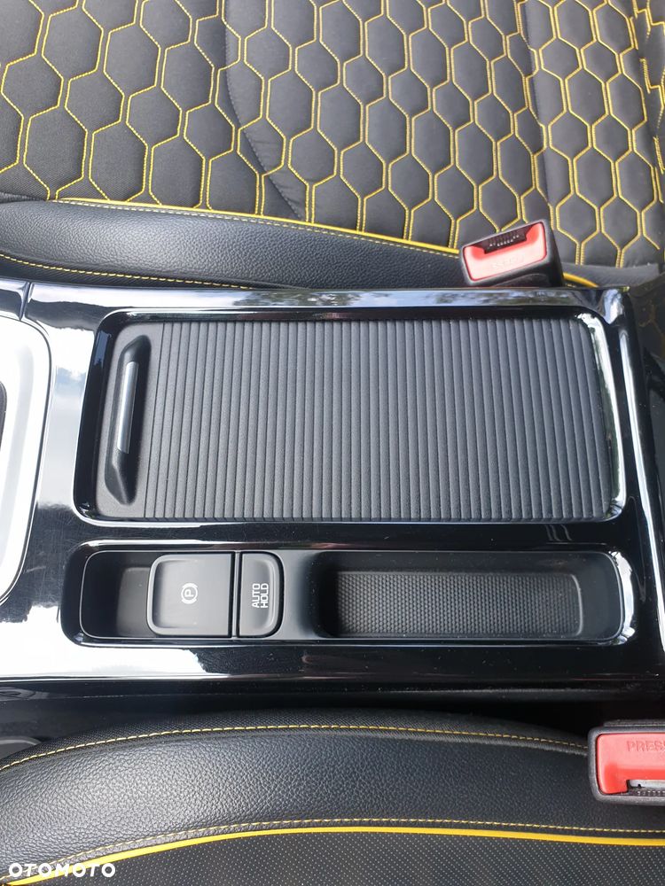 Kia XCeed 1.5 T-GDI L Business Line DCT - 14