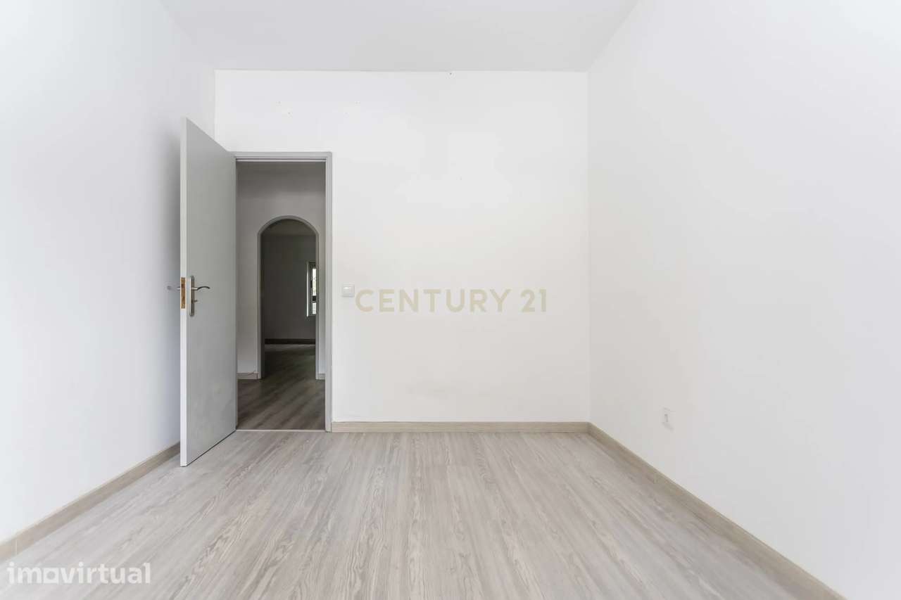 T2 Renovado em Agualva-Cacém – Excelente Oportunidade! - Grande imagem: 5/25