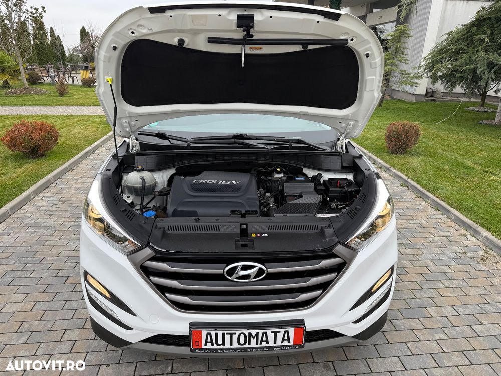 Hyundai Tucson 2.0 CRDI 4WD Automatik Premium - 22
