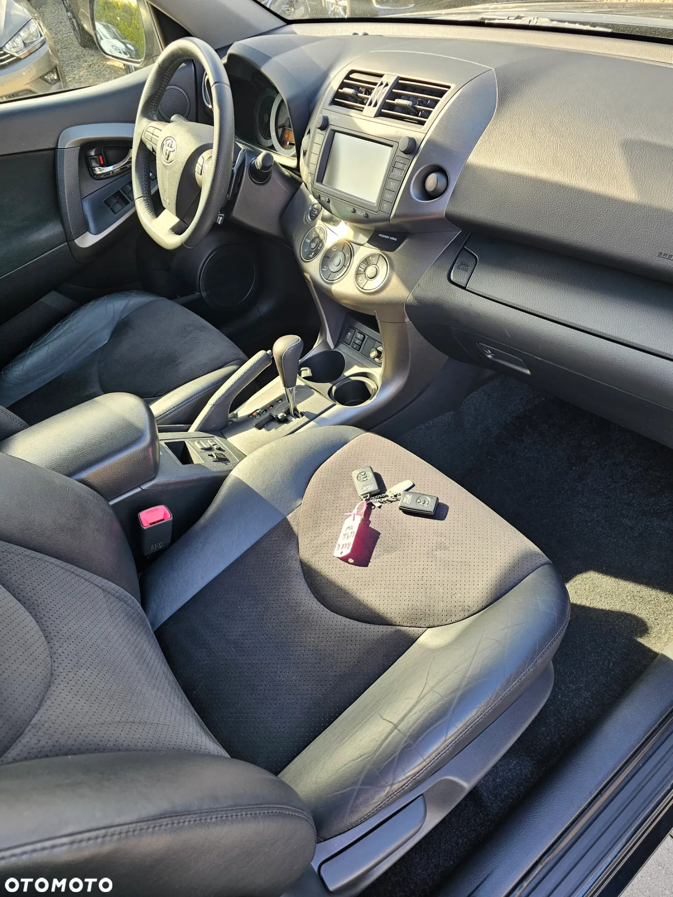 Toyota RAV4 2.2 D-4D 4x4 Automatik Executive - 12