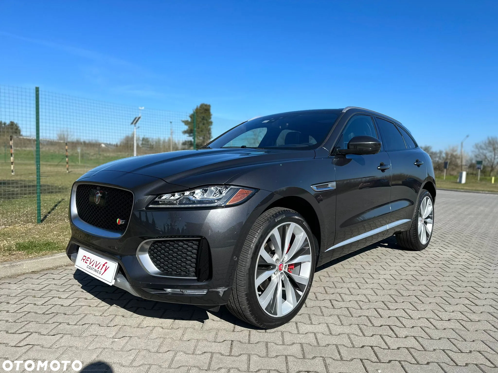 Jaguar F-Pace 3.0 V6 AWD S - 6