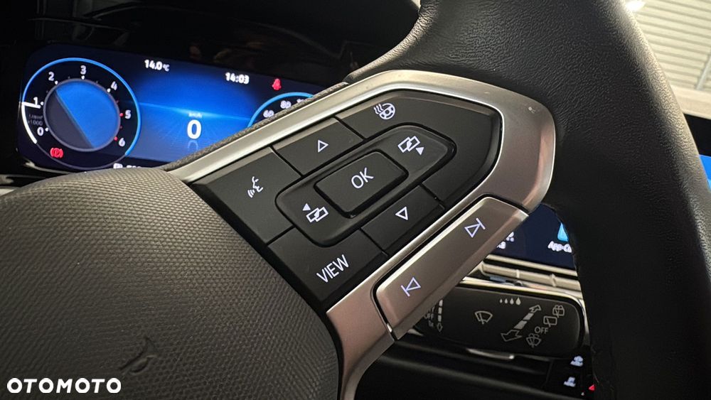 Volkswagen Golf 2.0 TDI Life - 23