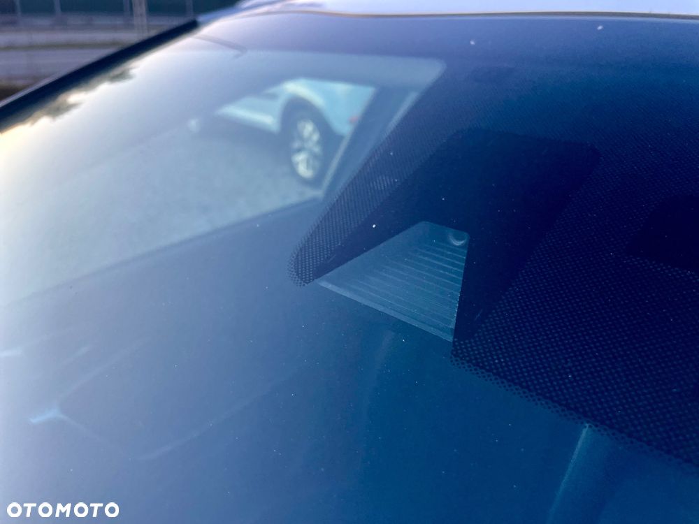 Kia XCeed 1.6 CRDi LAUNCH EDITION - 38