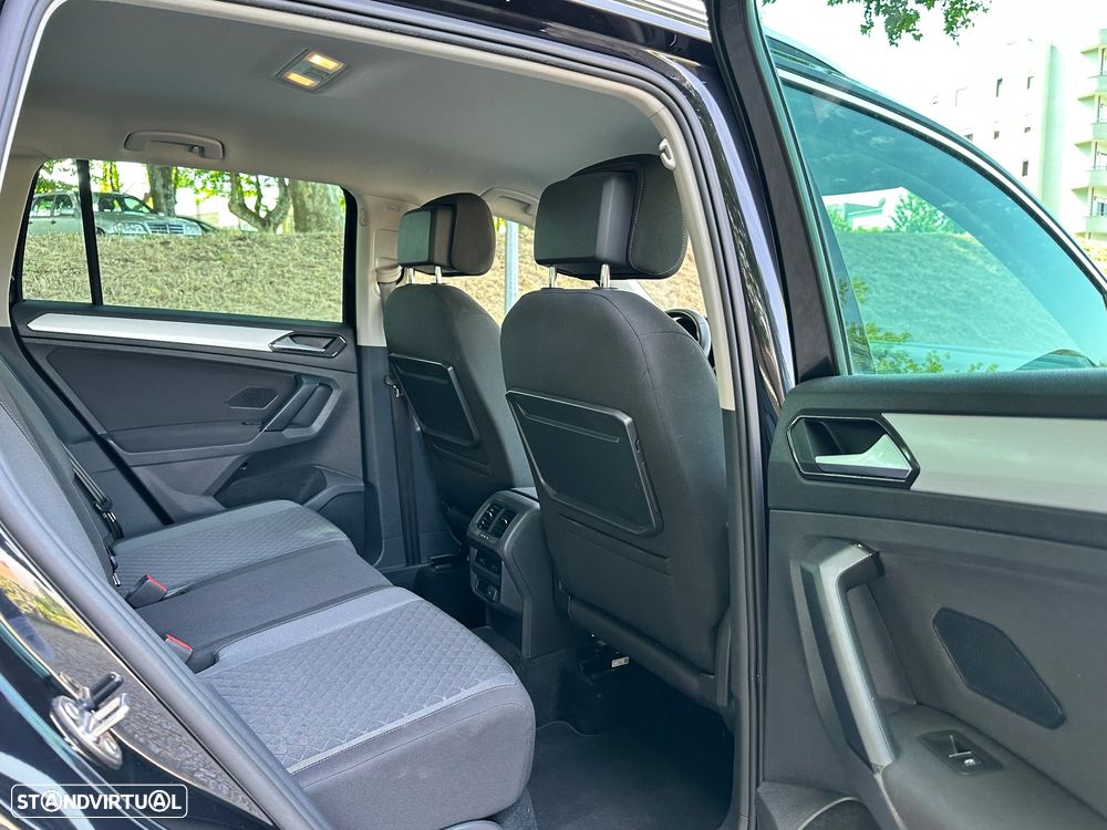 VW Tiguan 1.6 TDI Confortline - 27