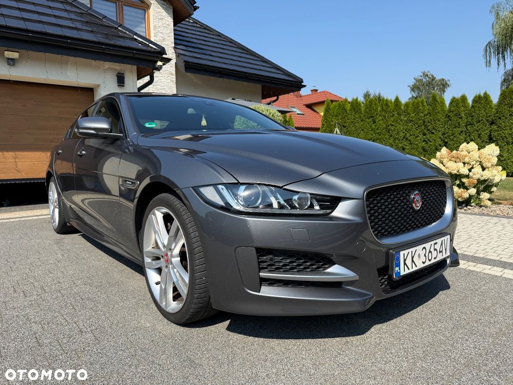 Jaguar XE 20d AWD R-Sport - 7